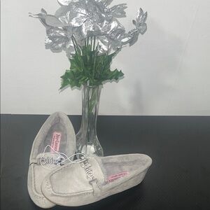 Juicy Couture Women's Silver Moccasins